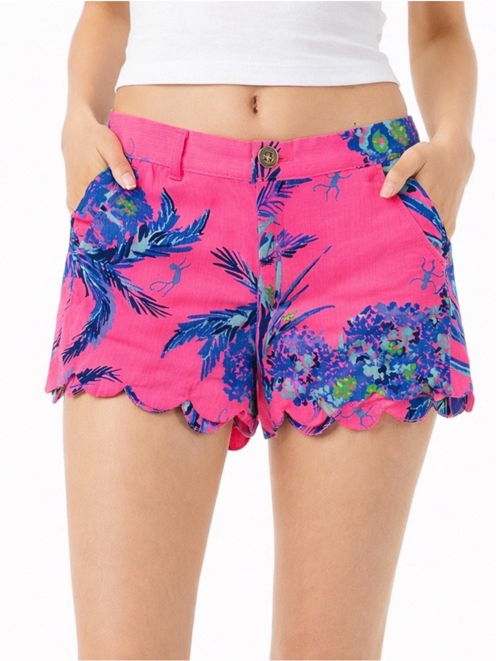 Lilly Pulitzer Vibrant Tiki Pink Out on a Limb Scallop Hem Buttercup Shorts 6